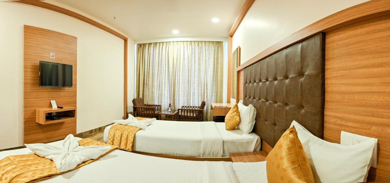 Hotel Laxmi Empire GOA エクステリア 写真