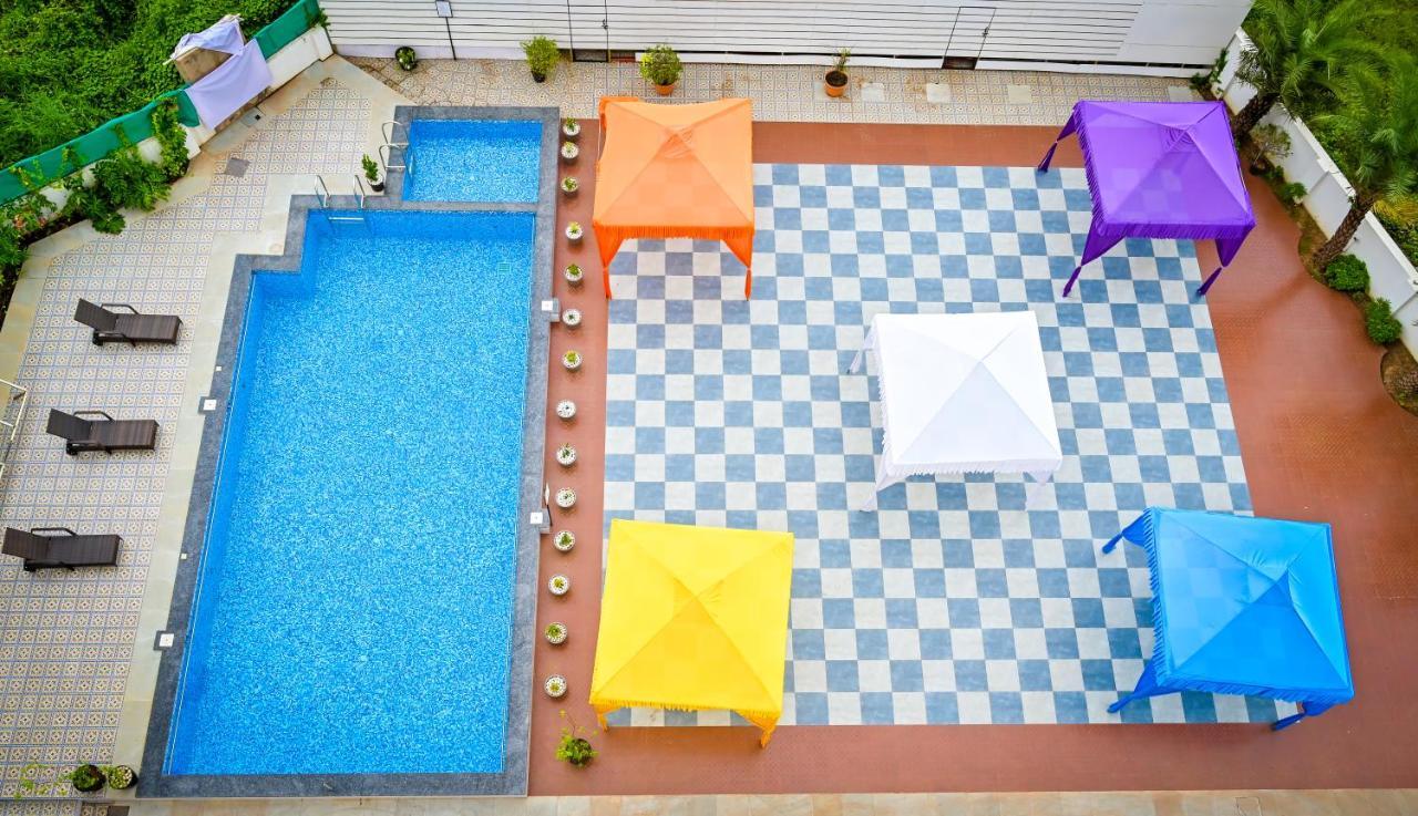 Hotel Laxmi Empire GOA エクステリア 写真