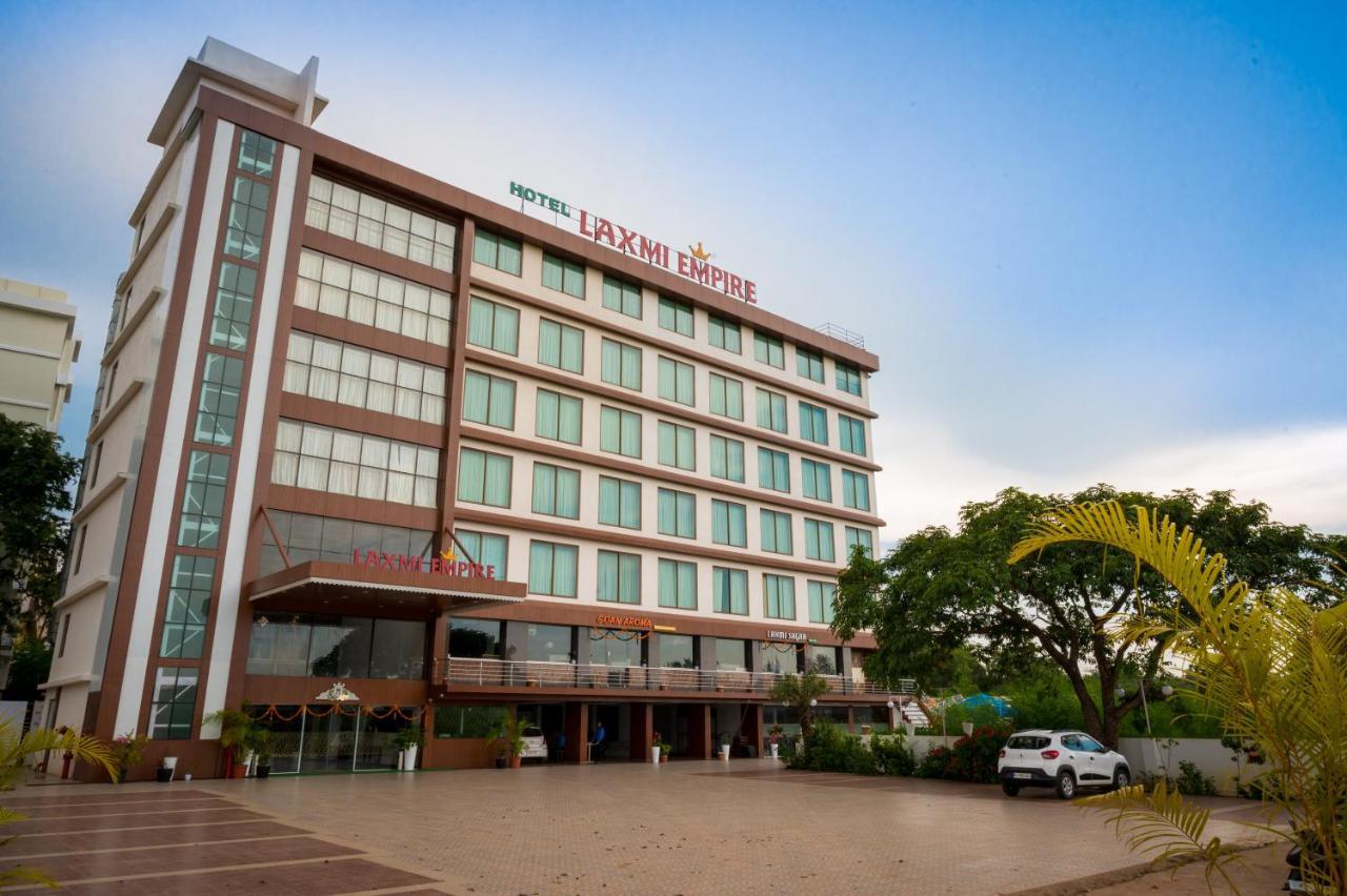 Hotel Laxmi Empire GOA エクステリア 写真